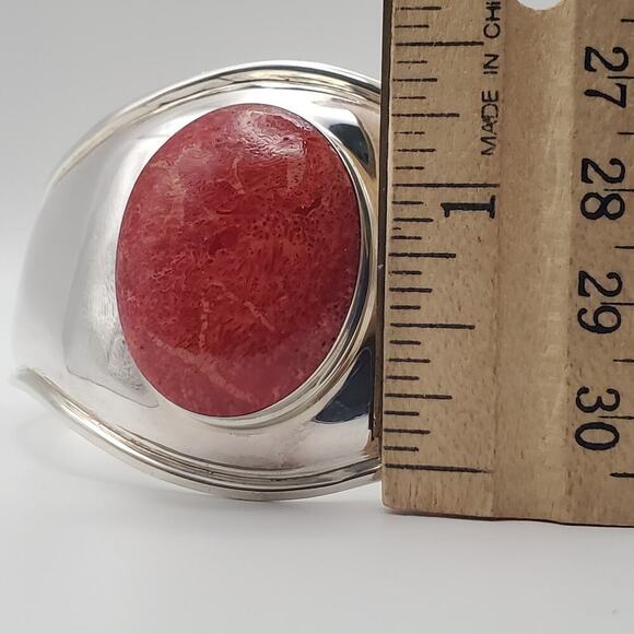 925 Sterling Silver Red Coral Southwestern Wide Cuff Bracelet 28.88 Grams - Picture 8 of 9
